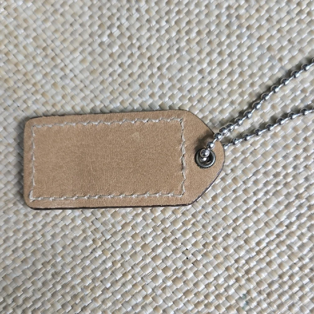 Coach Vintage Tan Leather Hangtag